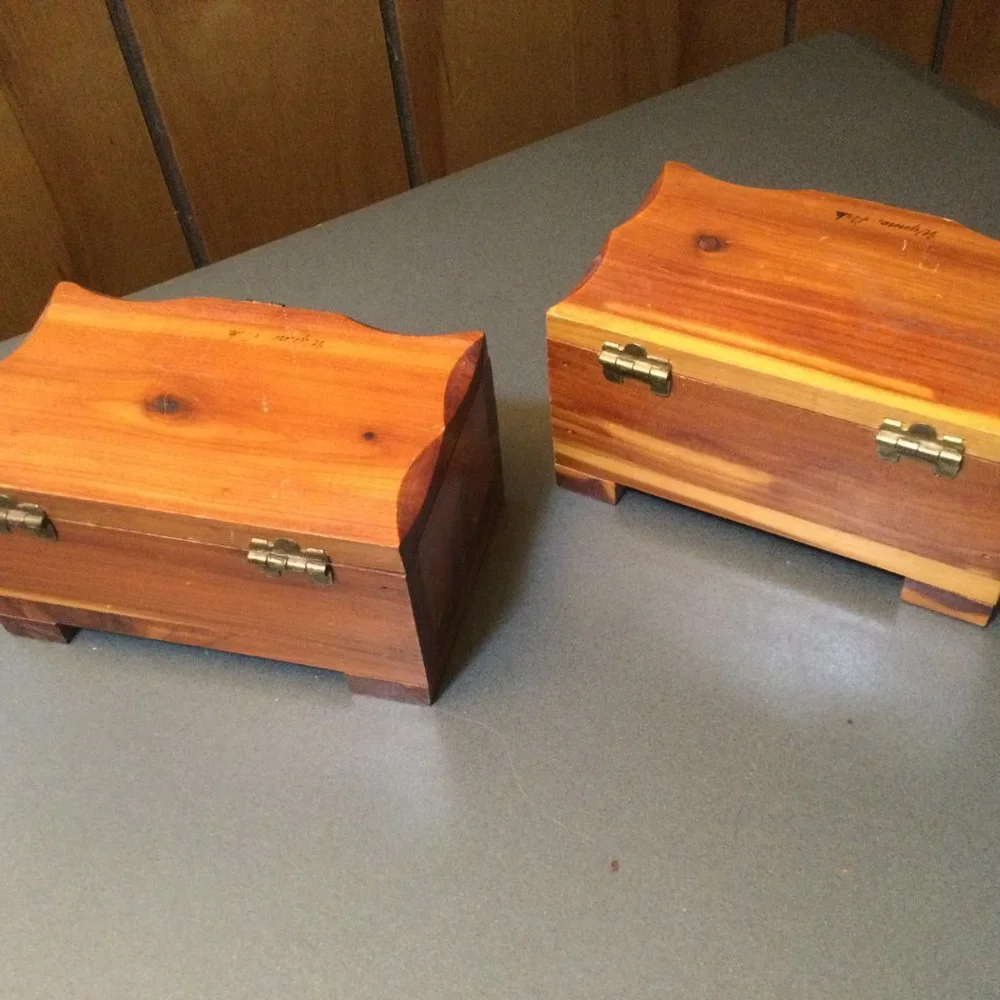 Mini Wood Box FULL of vintage earrings ONE BOX 5”x3”x2.5” - Picture 7 of 8